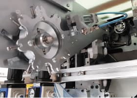 BK-10 梭殼更換器